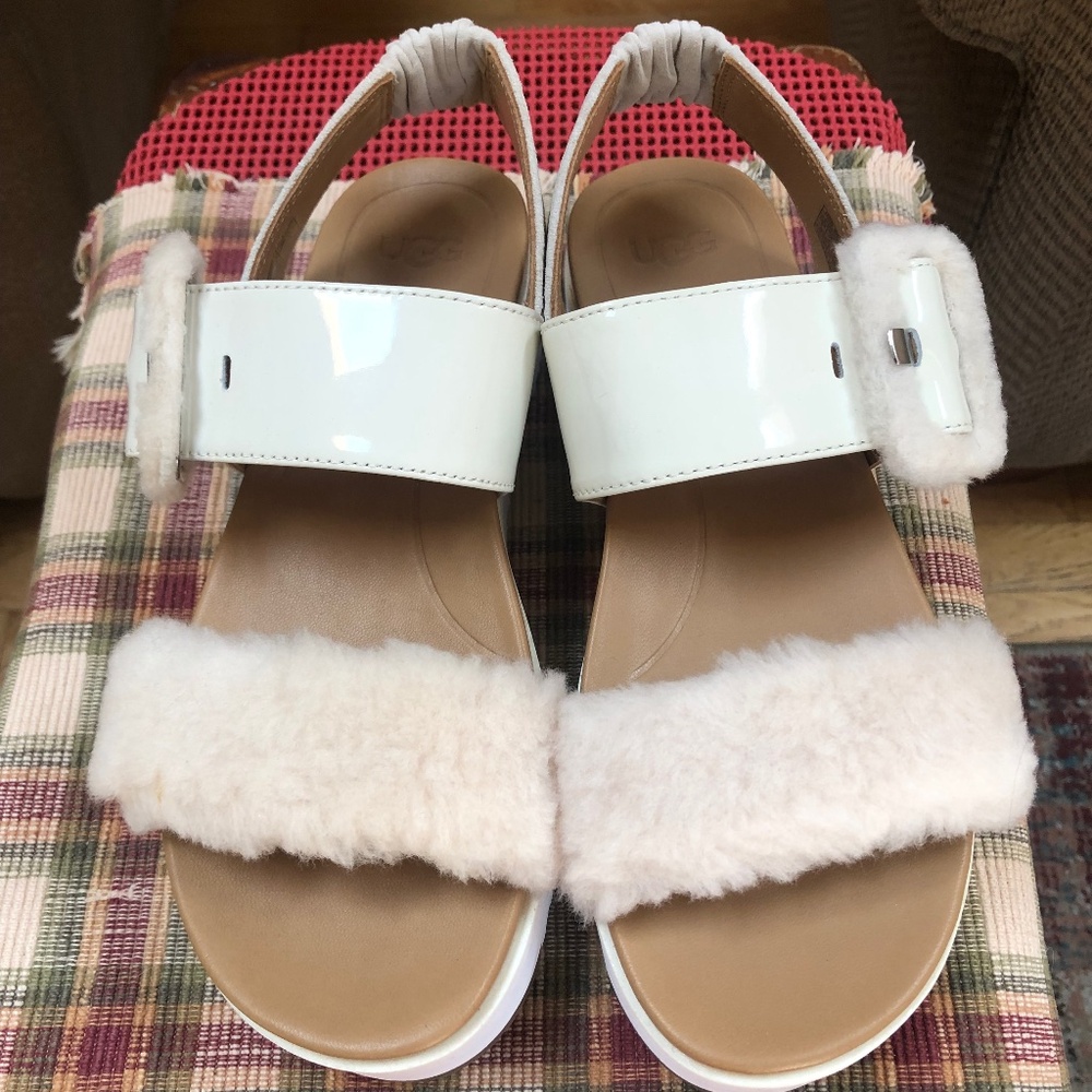 Ugg fur lined sandals brand new size 7